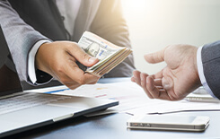 ETF internationaux : faut-il couvrir le risque de change ?